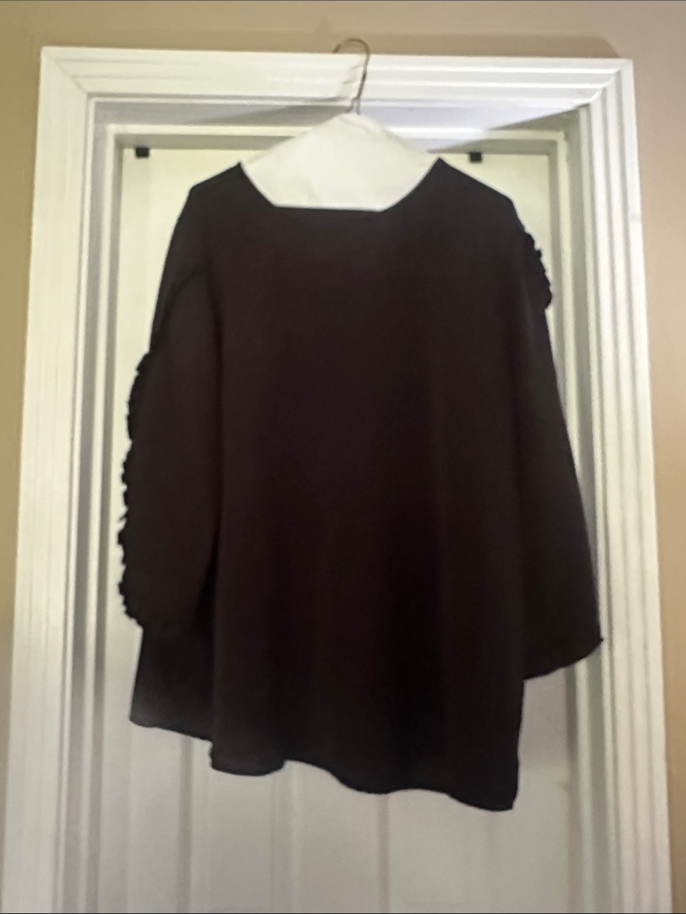 Source Unknown Dark Brown Ruffle Sleeve Crewneck Sweater